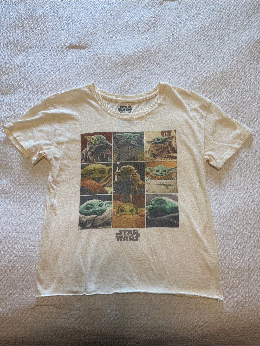 Star Wars Graphic Tee - Cream - size Medium